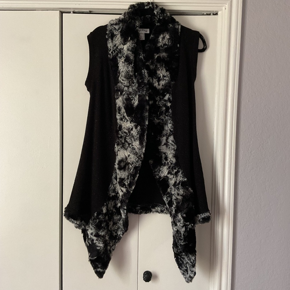 Joseph Ribkoff Faux Fur Trim Vest Sleeveless Sweater Knit Black Size‎ 6